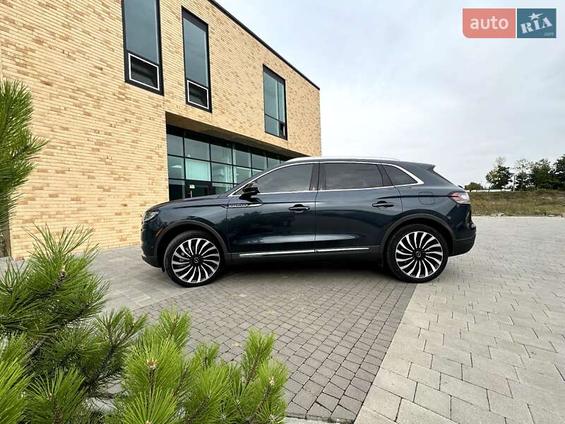 Lincoln Nautilus (2022)