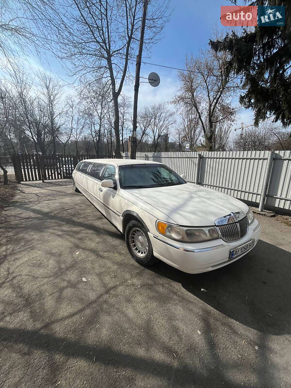 Lincoln Town car (1999)