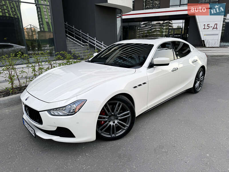 Maserati Ghibli s q4 (2015)