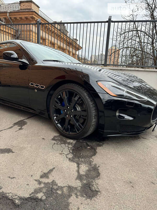 Maserati Granturismo (2011)