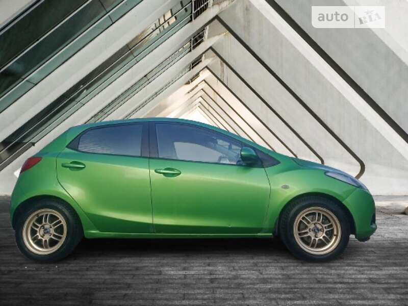 Mazda 2 (2008)