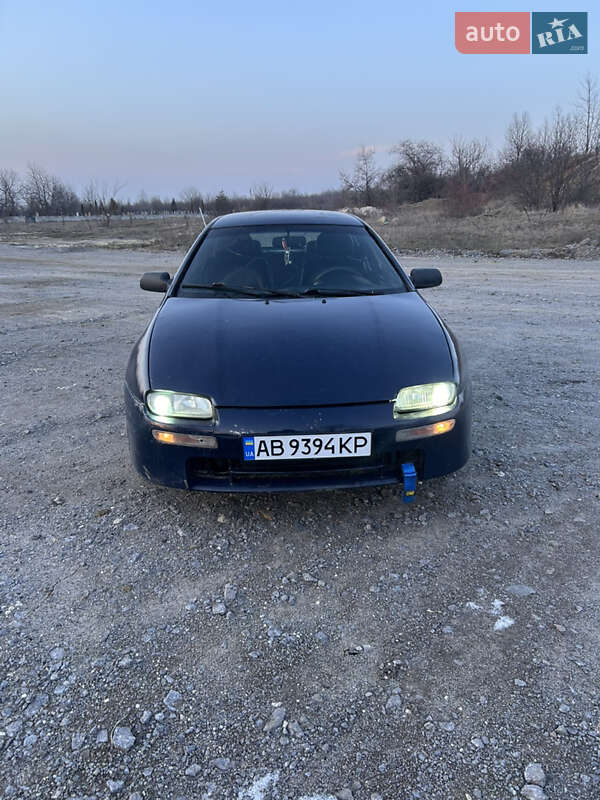 Mazda 323 (1995)