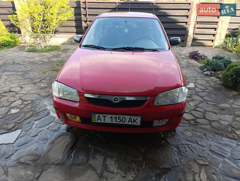 Mazda 323 (2000)