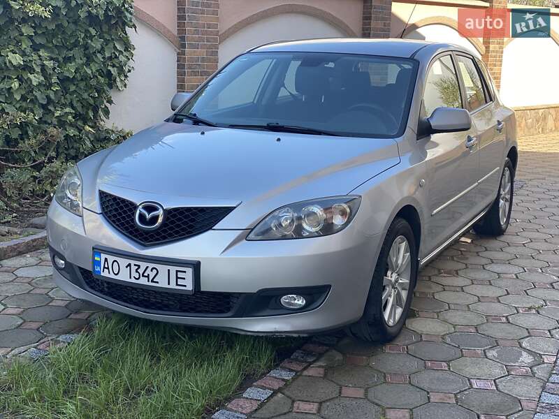 Mazda 3 (2006)