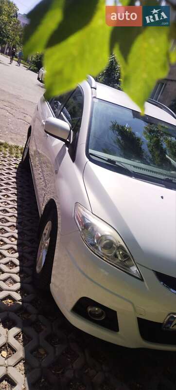 Mazda 5 (2009)