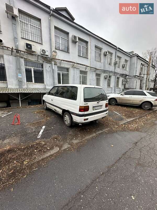 Mazda Mpv (1995)