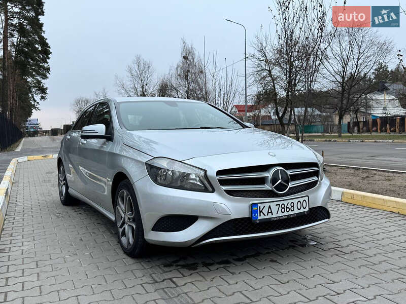 Mercedes-benz A 180 (2014)