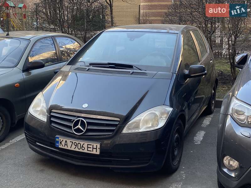 Mercedes-benz A-class (2010)