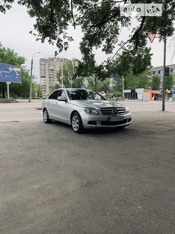 Mercedes-benz C 220 d (2007)