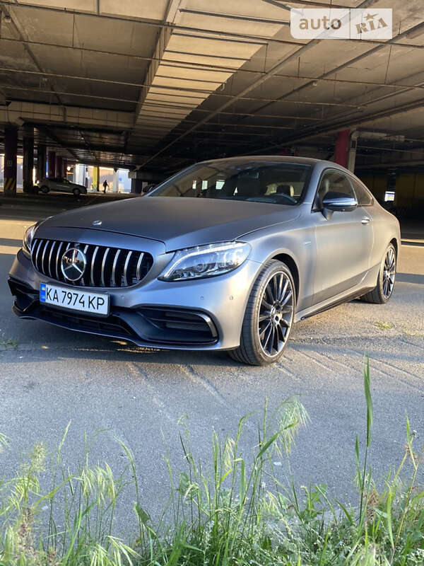 Mercedes-benz C43 (2019)