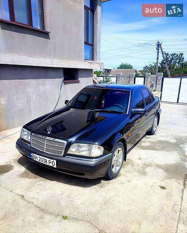 Mercedes-benz C-class (1994)