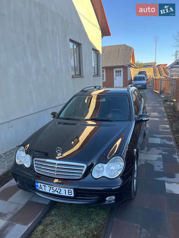 Mercedes-benz C-class (2005)