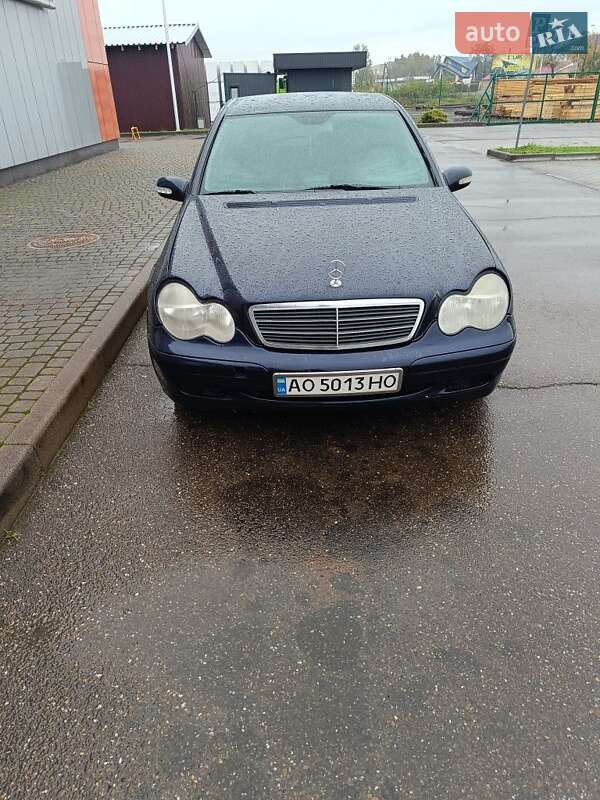 Mercedes-benz C-class (2002)