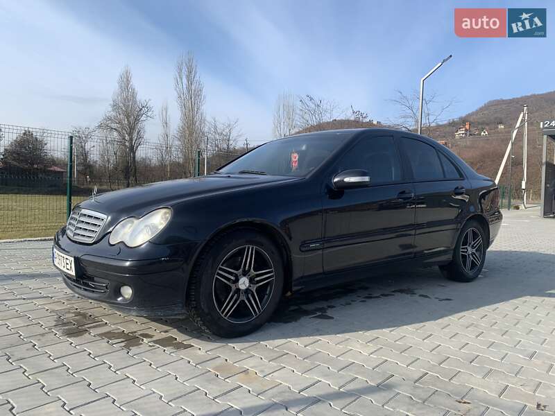 Mercedes-benz C-class (2006)
