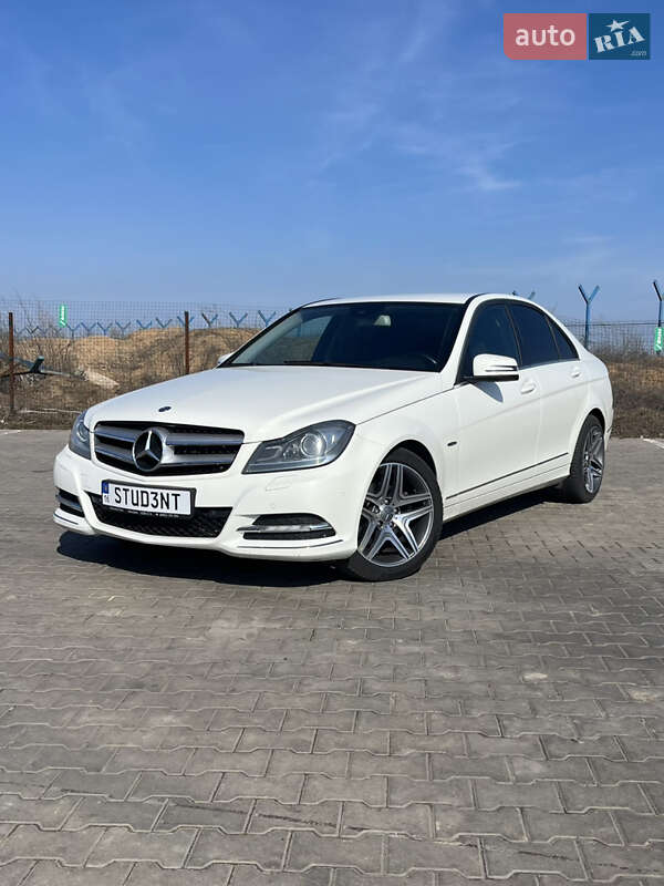 Mercedes-benz C-class (2012)