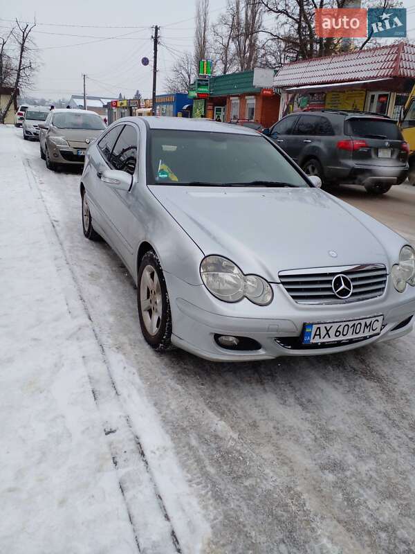 Mercedes-benz C-class (2004)