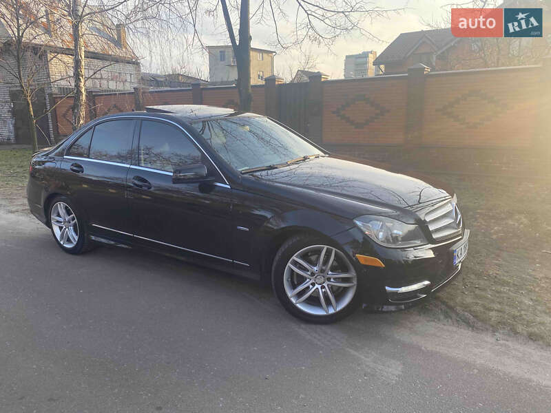 Mercedes-benz C-class (2012)