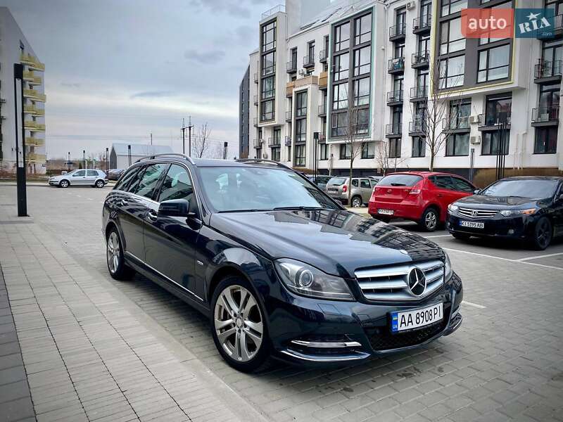 Mercedes-benz C-class (2012)