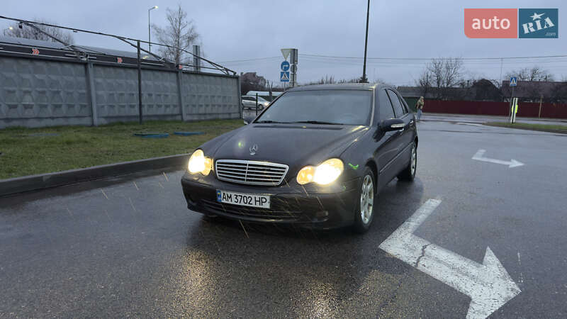 Mercedes-benz C-class (2000)