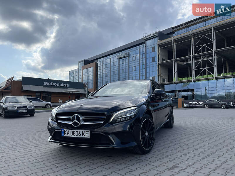 Mercedes-benz C-class (2018)