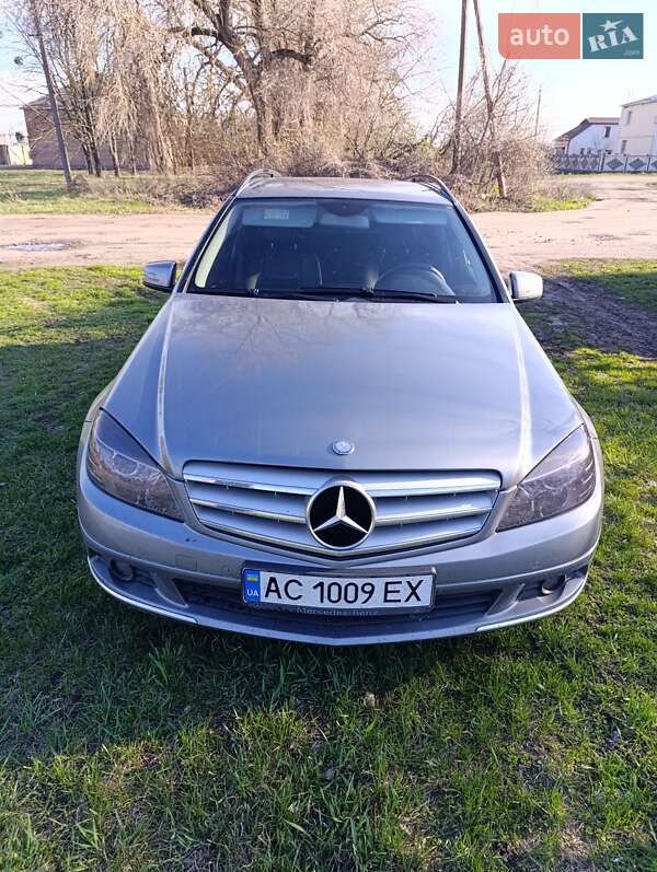 Mercedes-benz C-class (2010)