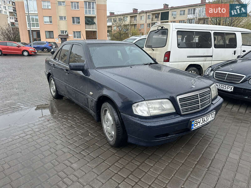 Mercedes-benz C-class (1998)