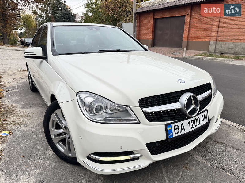 Mercedes-benz C-class (2011)