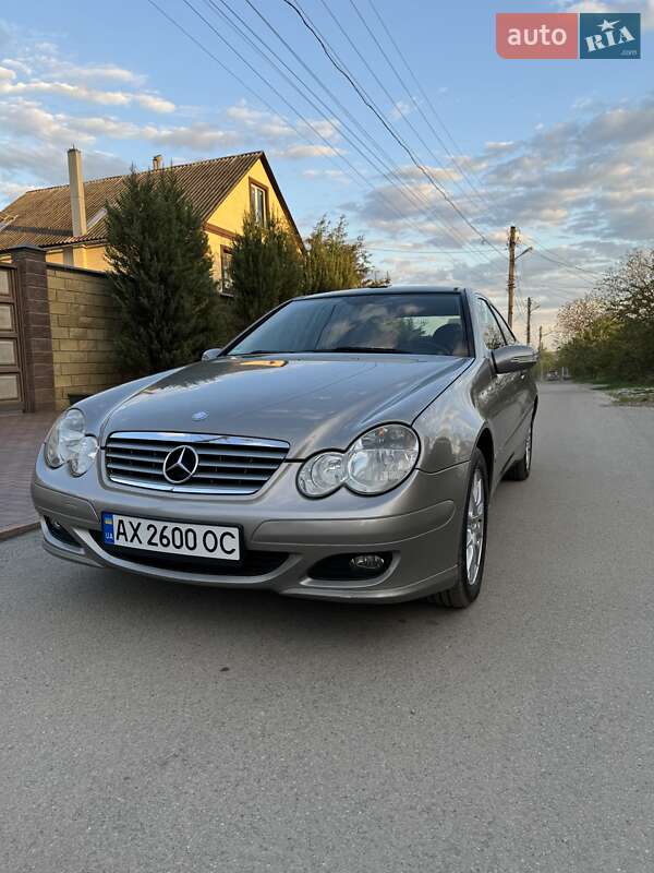 Mercedes-benz C-class (2007)