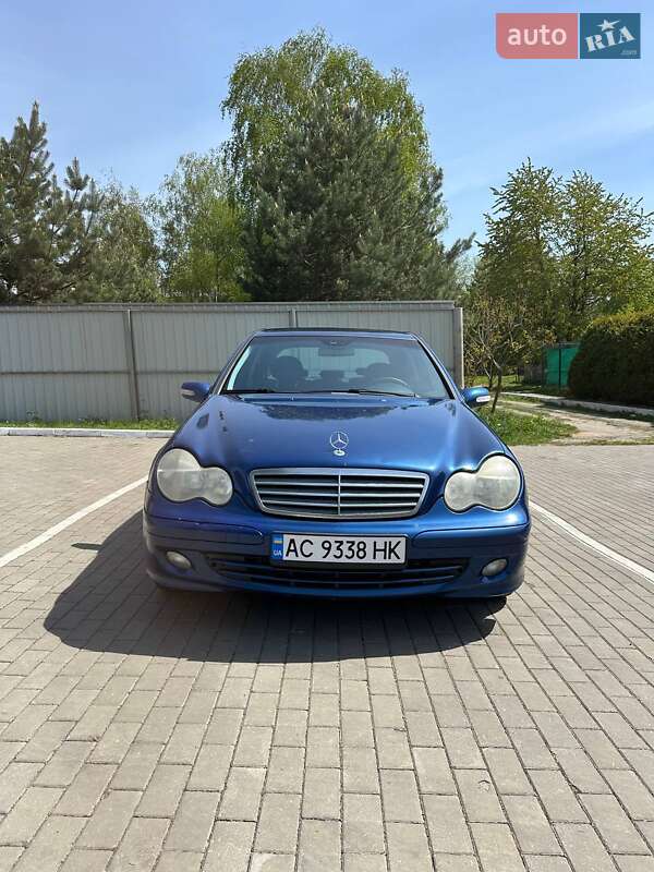 Mercedes-benz C-class (2003)