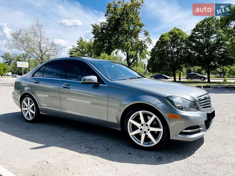 Mercedes-benz C-class (2013)