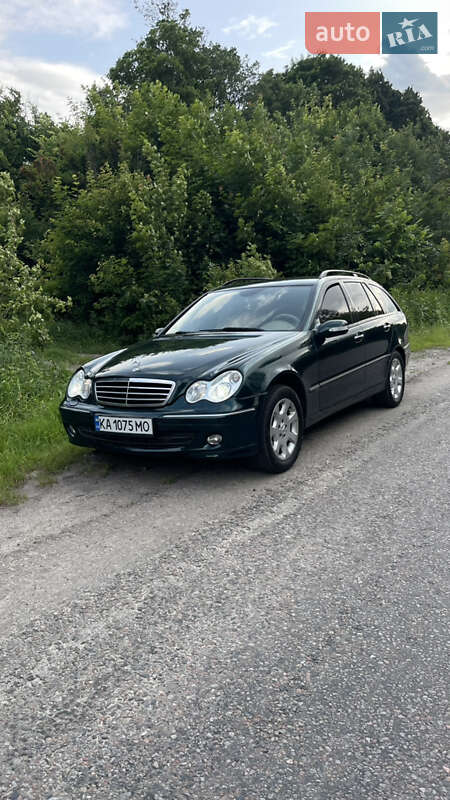 Mercedes-benz C-class (2005)