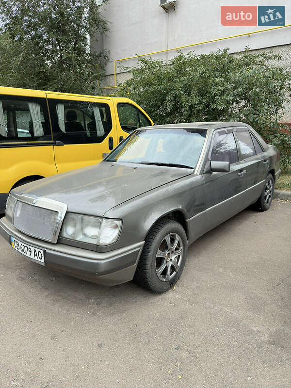 Mercedes-benz E-class (1991)