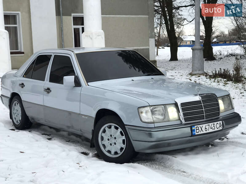 Mercedes-benz E-class (1992)