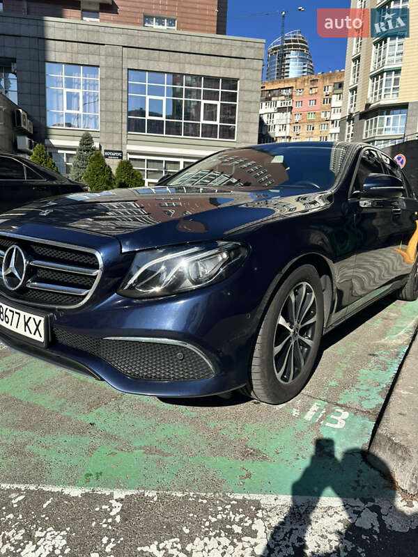 Mercedes-benz E-class (2019)