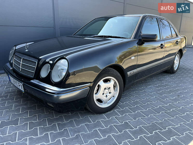 Mercedes-benz E-class (1998)
