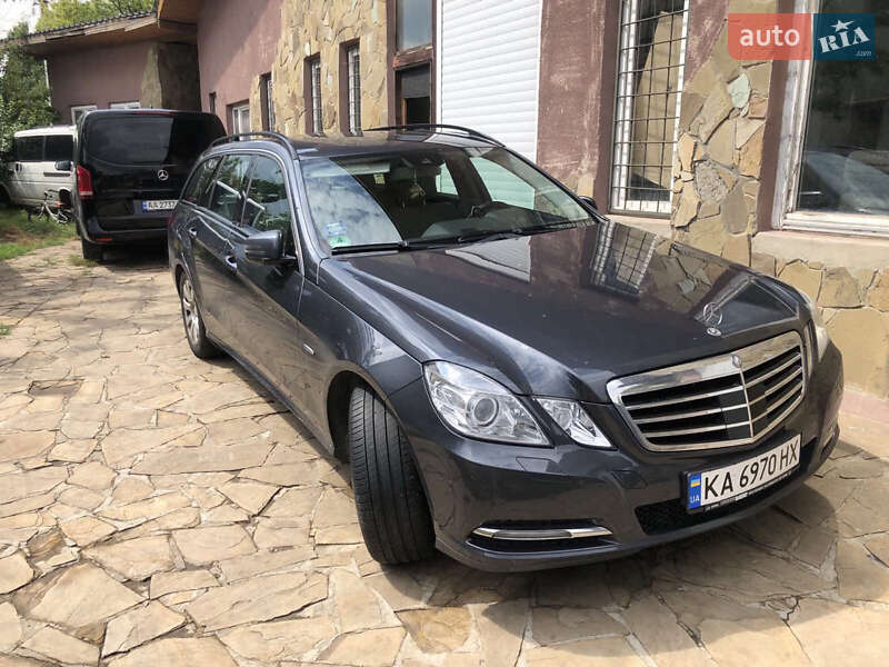 Mercedes-benz E-class (2010)