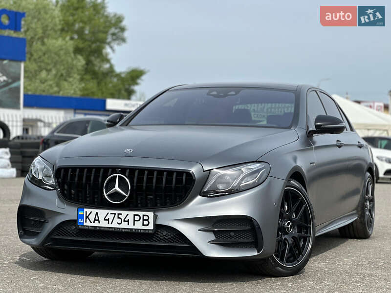 Mercedes-benz E-class (2017)