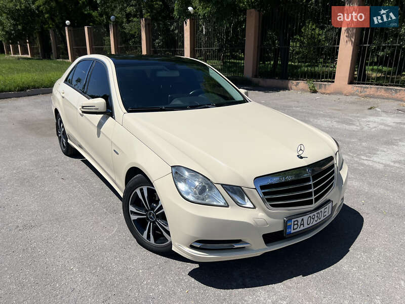 Mercedes-benz E-class (2012)