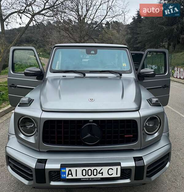 Mercedes-benz G-class (2020)