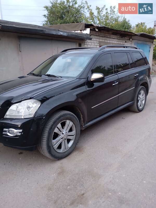 Mercedes-benz Gl-class (2008)