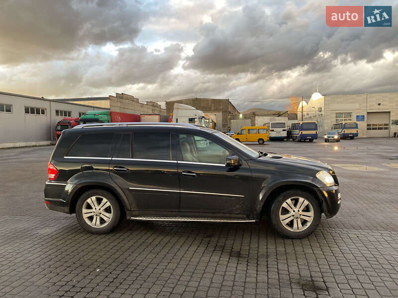 Mercedes-benz Gl-class (2010)