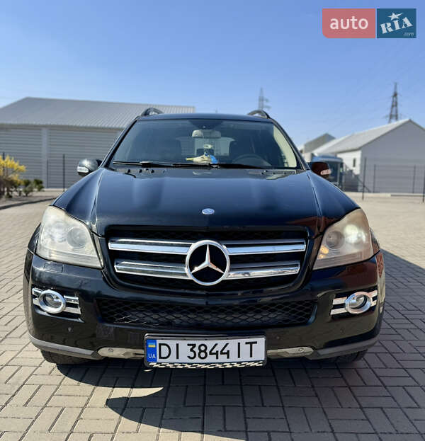 Mercedes-benz Gl-class (2006)