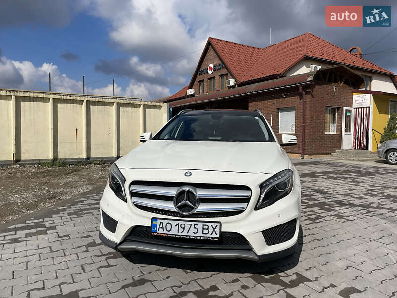 Mercedes-benz Gla-class (2014)