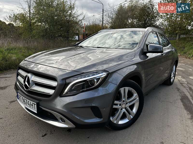 Mercedes-benz Gla-class (2015)