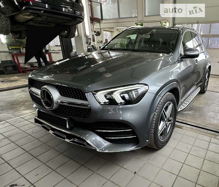 Mercedes-benz Gle-class (2020)