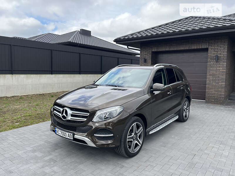 Mercedes-benz Gle-class (2017)