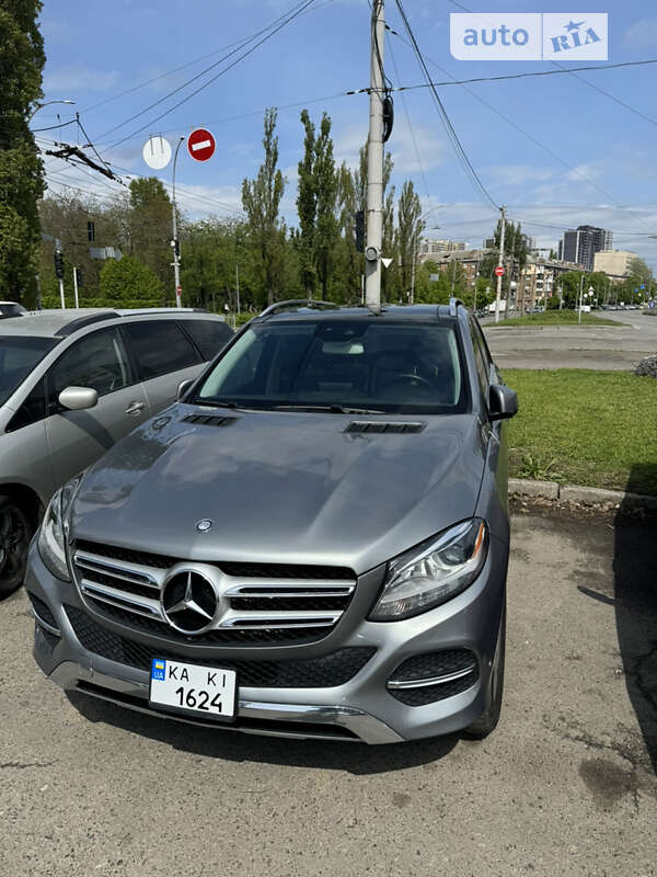 Mercedes-benz Gle-class (2015)