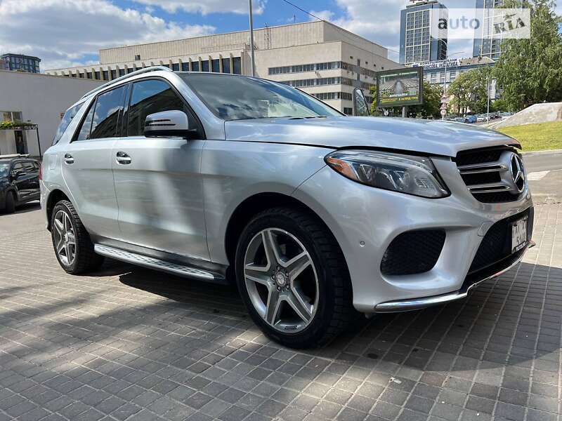 Mercedes-benz Gle-class (2015)