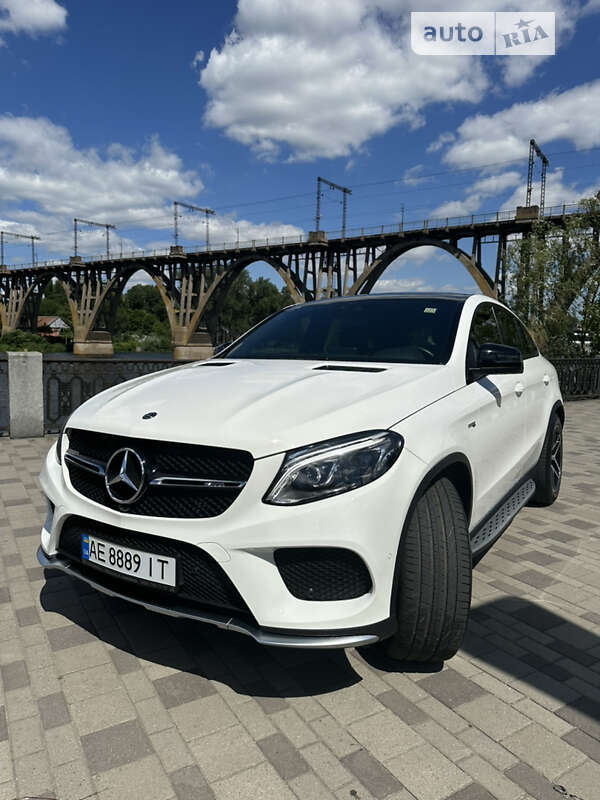 Mercedes-benz Gle-class (2018)