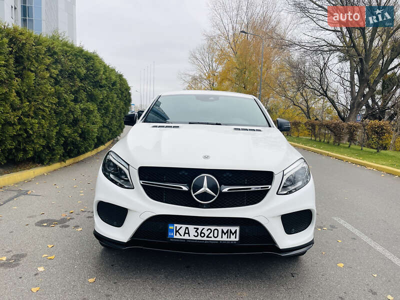 Mercedes-benz Gle-class (2019)